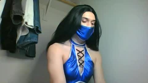 Snapshot of kitanamkxxx chatting on 01/18/26, 10:35 kitanamkxxx online show from 01/18/26, 10:35