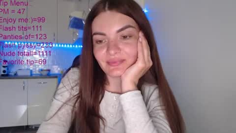 Snapshot of kitcatheaven4u chatting on 06/21/26, 11:02 Im Amaia Everyone Merry Christmas online show from 06/21/26, 11:02