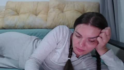 Snapshot of kitcatheaven4u chatting on 07/13/26, 07:49 Im Amaia Everyone Merry Christmas online show from 07/13/26, 07:49