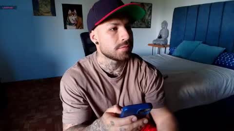 kite__ online show from 04/12/26, 02:22