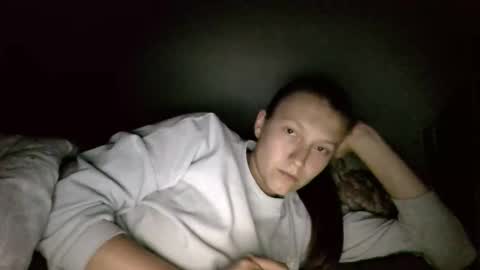 kiti_kitiss online show from 09/18/25, 08:33