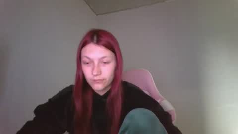 Snapshot of kiti_kitiss chatting on 04/17/26, 09:23 kiti_kitiss online show from 04/17/26, 09:23