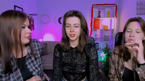 kitniss online show from 03/28/26, 08:19