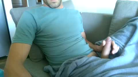 Snapshot of kitosssss chatting on 03/08/25, 03:24 Steve Cocks online show from 03/08/25, 03:24