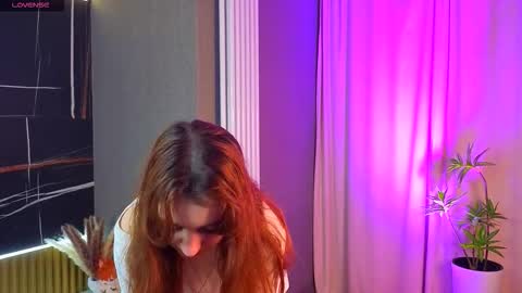 The sexy fox Kitsune online show from 10/23/25, 09:13