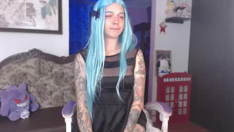 Snapshot of kitsunearineko chatting on 12/20/25, 08:49 Ari Keimiwrights online show from 12/20/25, 08:49