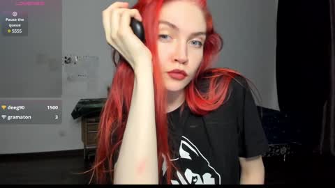 Snapshot of kitsunemoon chatting on 01/11/25, 11:24 Kitsune online show from 01/11/25, 11:24