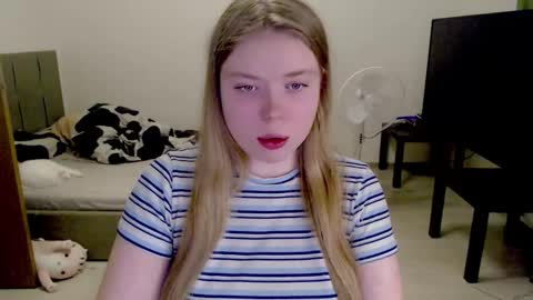 Jennyblonde and Emmabrunette online show from 11/21/25, 02:38