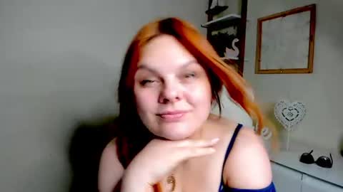 Snapshot of kittengingerxo chatting on 06/25/26, 06:12 Kitten online show from 06/25/26, 06:12