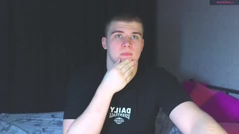 Snapshot of kittenmur chatting on 02/23/25, 01:10 Vlad online show from 02/23/25, 01:10