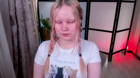 kittenxoann online show from 04/30/26, 05:52