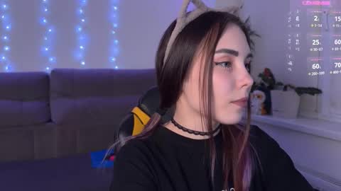 Veronica online show from 12/23/25, 12:52