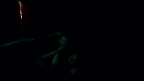 Snapshot of kitty10719 chatting on 12/19/25, 04:47 kitty10719 online show from 12/19/25, 04:47