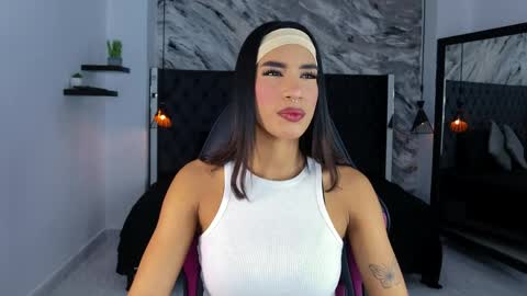 Snapshot of kitty_collins_ chatting on 06/02/26, 11:56 Kitty online show from 06/02/26, 11:56