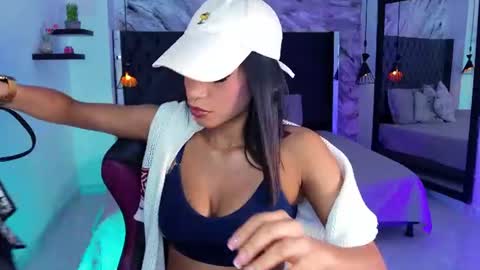 Snapshot of kitty_collins_ chatting on 07/02/26, 12:00 Kitty online show from 07/02/26, 12:00