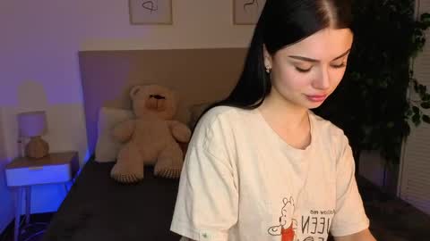 kitty_cut1ee_ online show from 04/11/26, 07:56