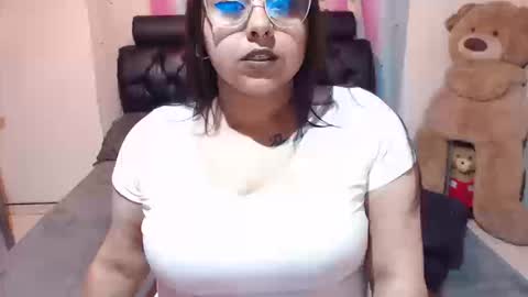 kitty online show from 09/22/25, 11:07