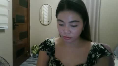 kitty_fussy online show from 04/23/26, 06:36