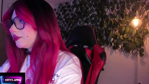 Camila online show from 09/09/25, 02:22