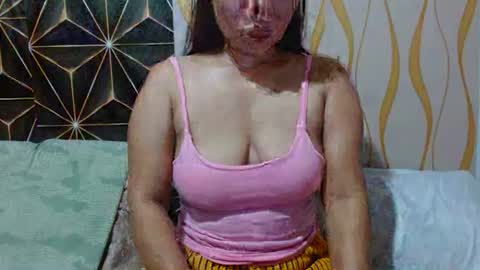 Snapshot of kitty_kheira chatting on 06/28/26, 04:13 Kheira online show from 06/28/26, 04:13