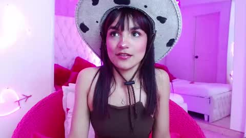 KITTY online show from 11/11/25, 01:11