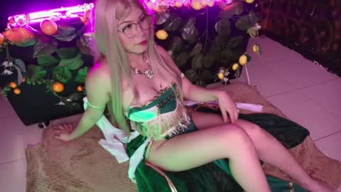 Kitty online show from 04/22/26, 02:25