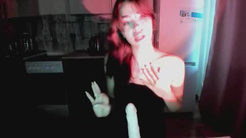 Snapshot of kitty_mila18 chatting on 10/01/25, 11:38 kitty mila online show from 10/01/25, 11:38