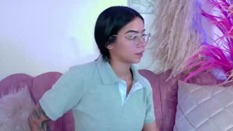 Snapshot of kitty_nicolle chatting on 07/06/26, 03:03 kitty_nicolle online show from 07/06/26, 03:03