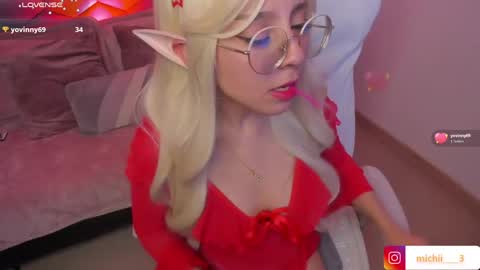 Snapshot of kitty_patitas_suavess chatting on 05/13/26, 02:42 Kitty online show from 05/13/26, 02:42