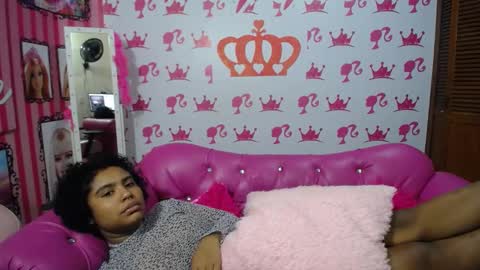 Snapshot of kitty_pervertedx chatting on 01/11/25, 08:00 kitty online show from 01/11/25, 08:00