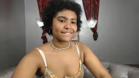 Snapshot of kitty_pervertedx chatting on 01/29/25, 01:05 kitty online show from 01/29/25, 01:05