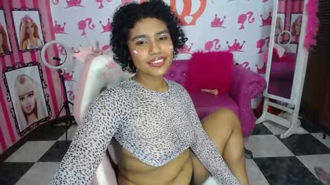 Snapshot of kitty_pervertedx chatting on 02/11/25, 10:39 kitty online show from 02/11/25, 10:39