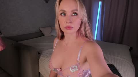 Kelsi and Ricky online show from 01/27/25, 09:02