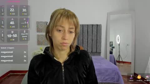 Snapshot of kitty_seducction chatting on 10/01/25, 08:04 Aleja online show from 10/01/25, 08:04