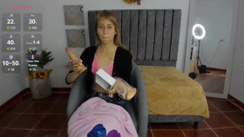 Snapshot of kitty_seducction chatting on 10/11/25, 06:50 Aleja online show from 10/11/25, 06:50