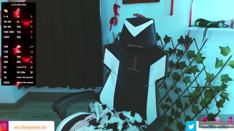 Snapshot of kitty_vaal chatting on 02/08/25, 05:08 kitty_vaal online show from 02/08/25, 05:08