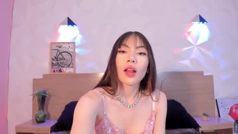 kitty online show from 04/28/26, 12:10