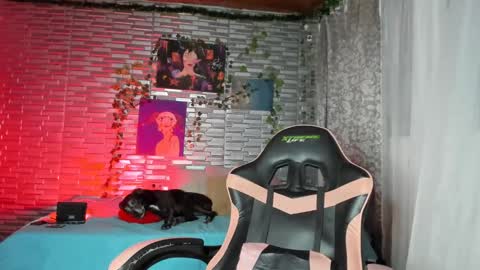 violet online show from 11/09/25, 06:23