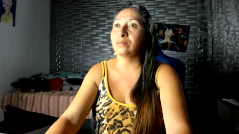 Snapshot of kitty_violet_ chatting on 07/01/26, 11:26 violet online show from 07/01/26, 11:26