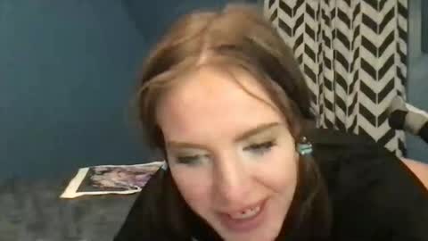 kittycatkendra online show from 11/20/25, 02:01