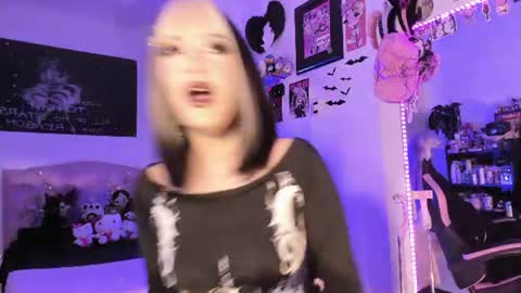 Kitty Goth  online show from 07/17/26, 10:14