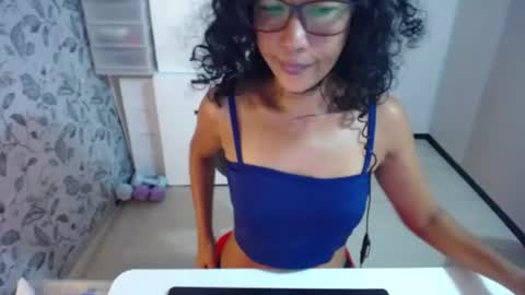 Snapshot of kittykatss chatting on 06/25/26, 04:34 Viktoria online show from 06/25/26, 04:34