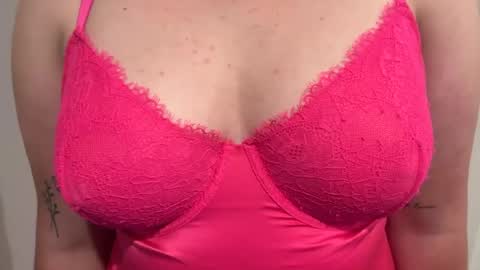 Snapshot of kittykity67 chatting on 06/15/26, 01:52 kittykity67 online show from 06/15/26, 01:52