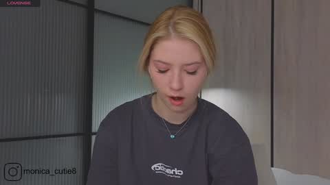 Snapshot of kittyloffe chatting on 03/11/25, 04:10 Monika online show from 03/11/25, 04:10