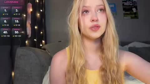 Snapshot of kittyloffe chatting on 07/19/26, 03:10 Monika online show from 07/19/26, 03:10
