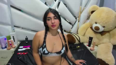 kittylovely  online show from 12/11/24, 04:07