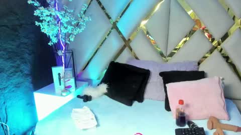 Snapshot of kittylovely__ chatting on 05/29/26, 05:27 kittylovely online show from 05/29/26, 05:27