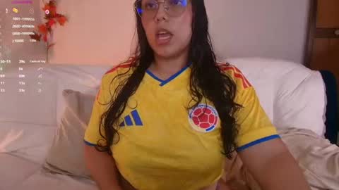 L          FOLLOW ME ON IG kittylu    online show from 07/04/26, 04:51