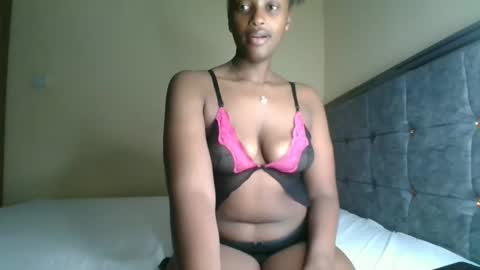 Kittypettite online show from 09/23/25, 02:42