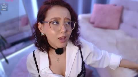 Sophie online show from 05/27/26, 09:12